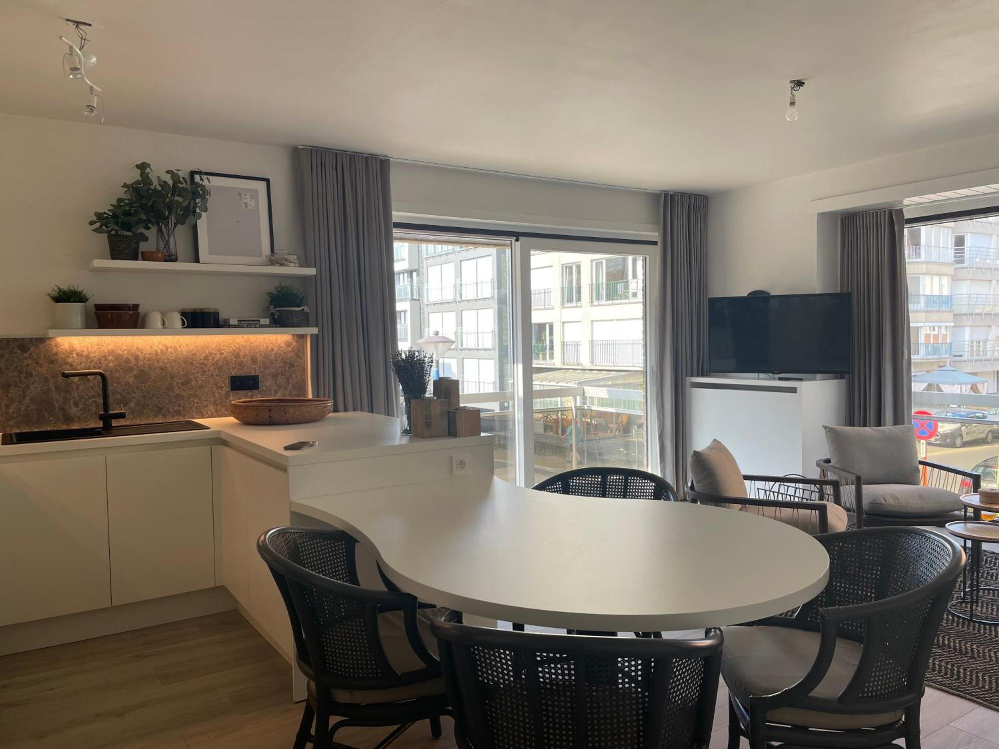 Apartment Dzee Frontaal Zeezicht En Gratis Parking