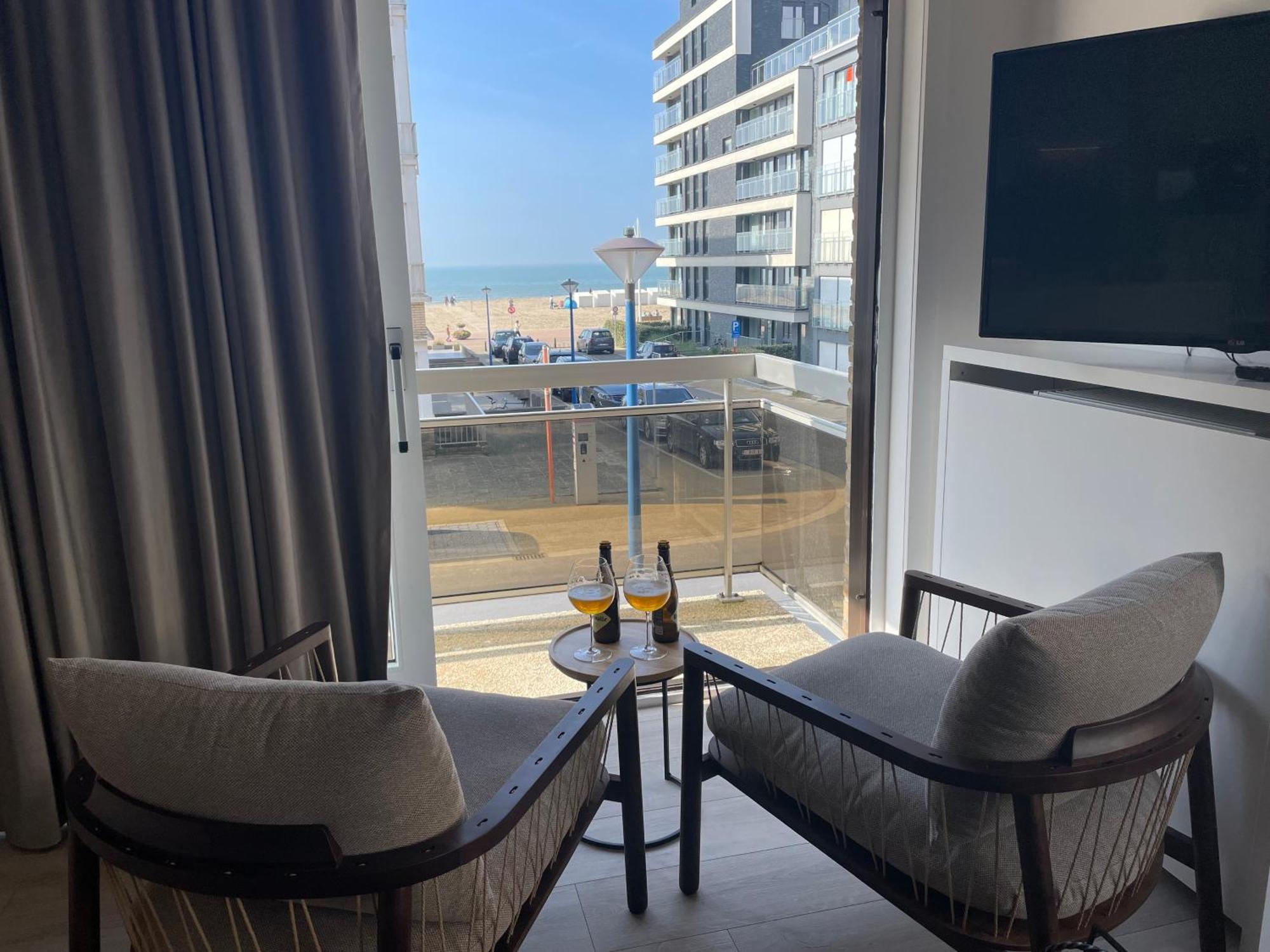 Apartment Dzee Frontaal Zeezicht En Gratis Parking *